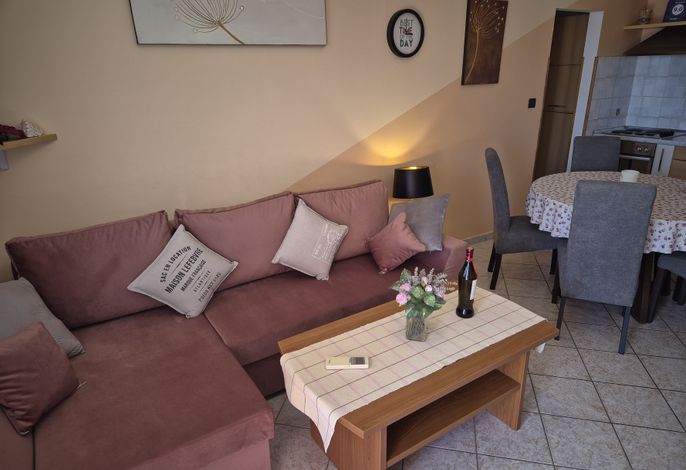 2-Zimmer-Ferienwohnung mit Pool Opatija - Pobri, Opatija A-24607-a