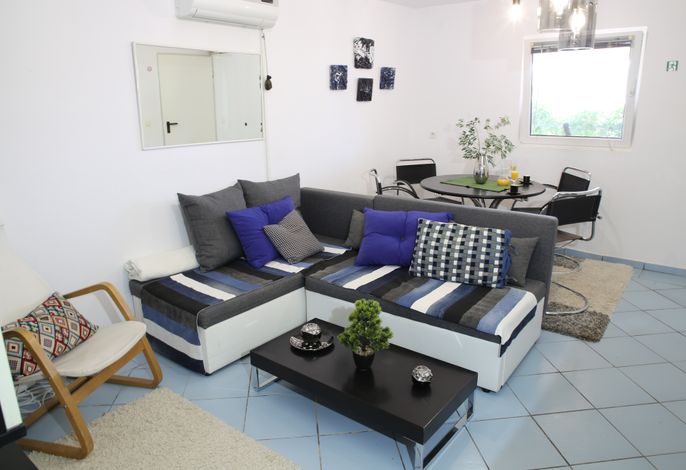 1-Zimmer-Ferienwohnung mit Terrasse Seline, Paklenica A-24806-c