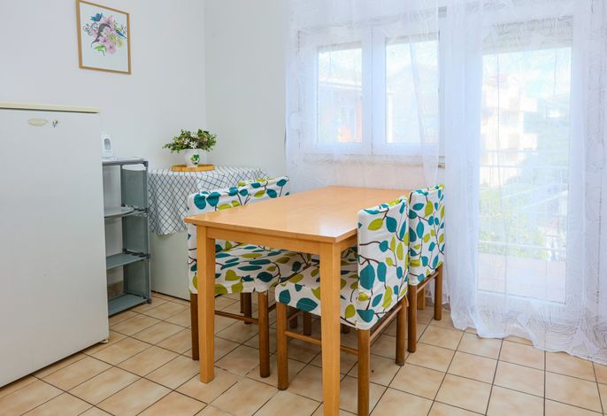 1-Zimmer-Ferienwohnung mit Balkon Grebastica, Sibenik A-24821-a
