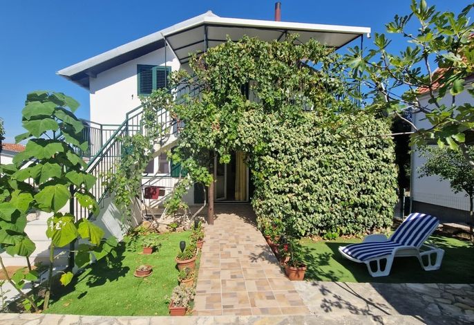 Ferienhaus mit Parkplatz Jadrija, Sibenik - 24931