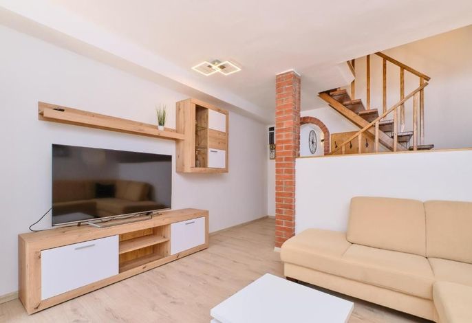 2-Zimmer-Haus mit Terrasse Stivan, Cres K-25073