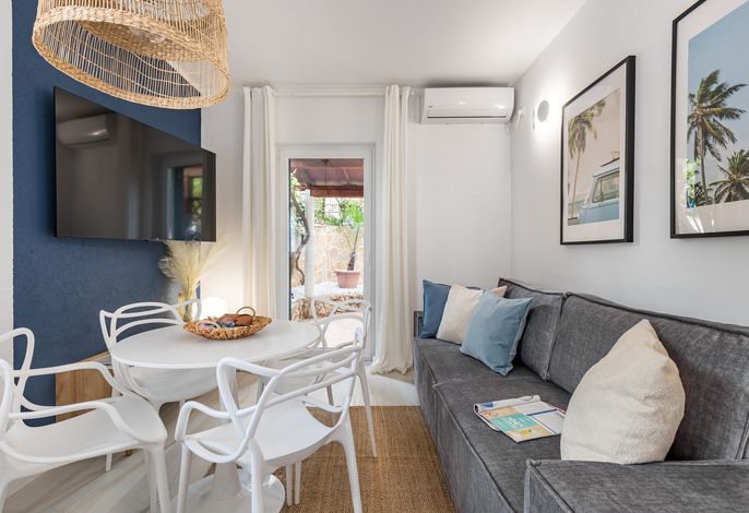 2-Zimmer-Ferienwohnung mit Pool Arbanija, Ciovo A-25090-c