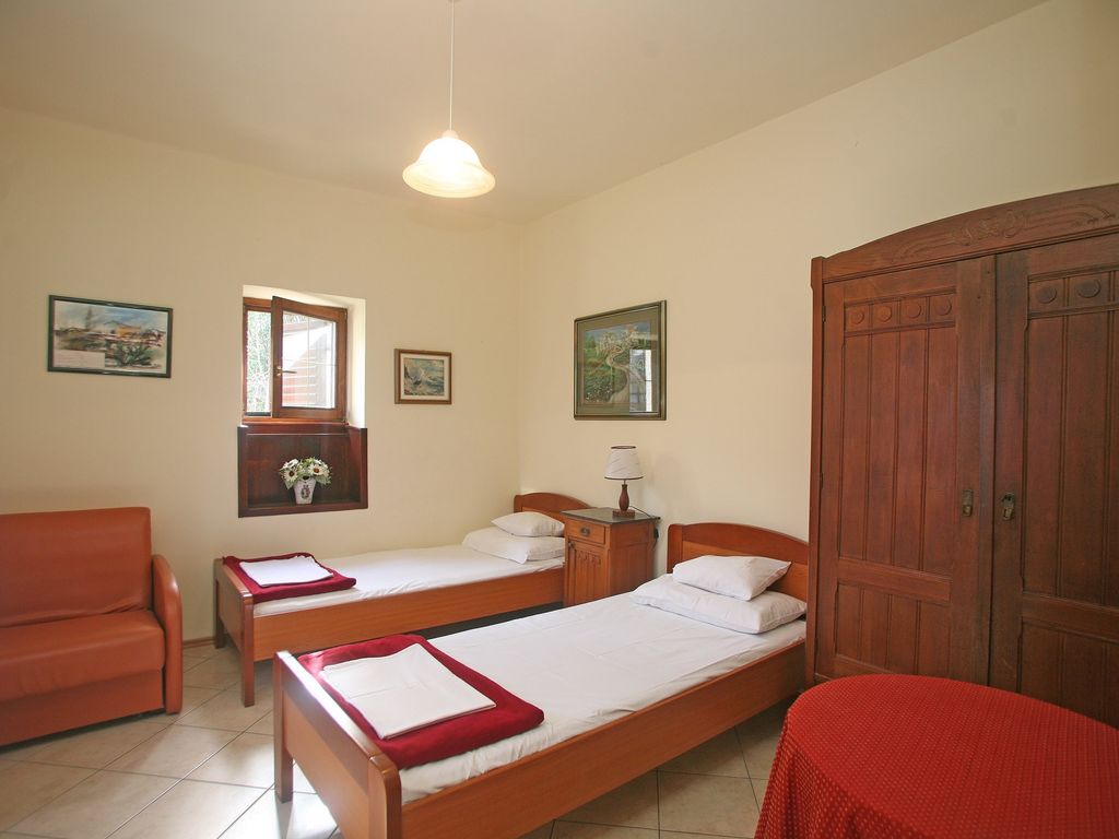 Schlafzimmer 2