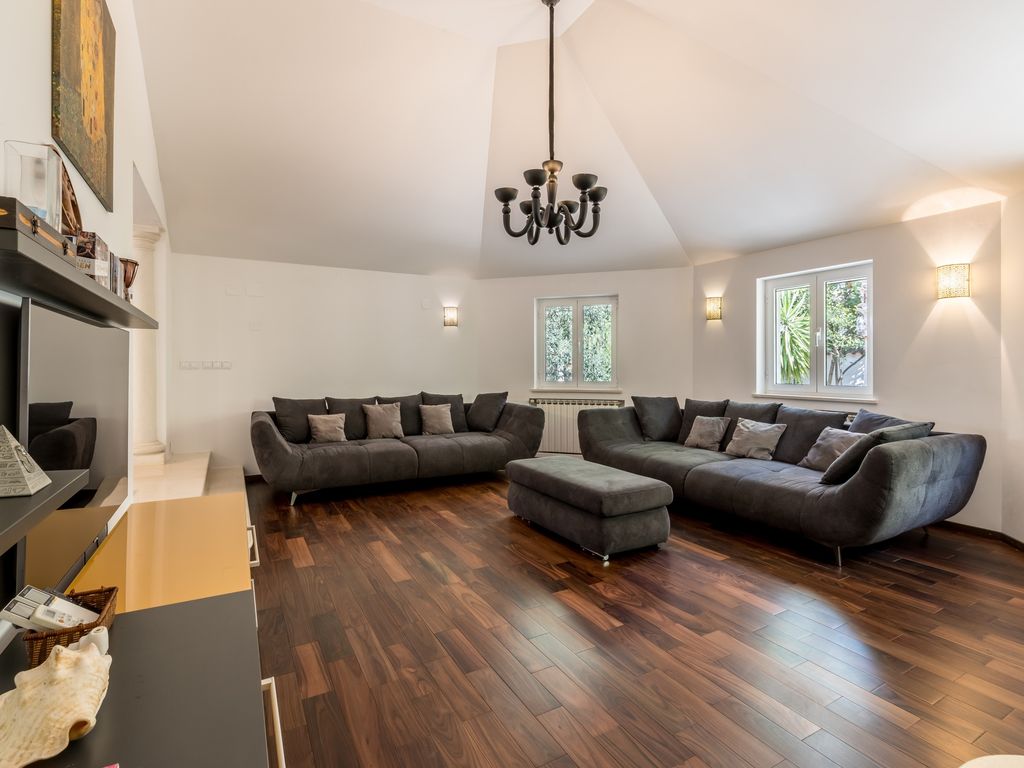 Wohnzimmer 1