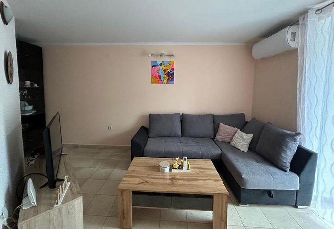 2-Zimmer-Ferienwohnung mit Terrasse Krnica, Marcana A-25317-a