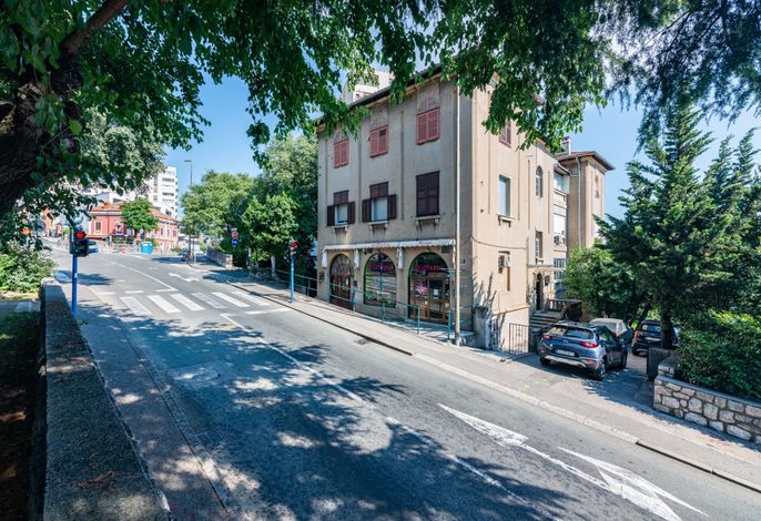 Ferienwohnungen mit Parkplatz Rijeka - 25524