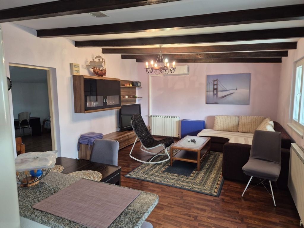 Wohnzimmer 1