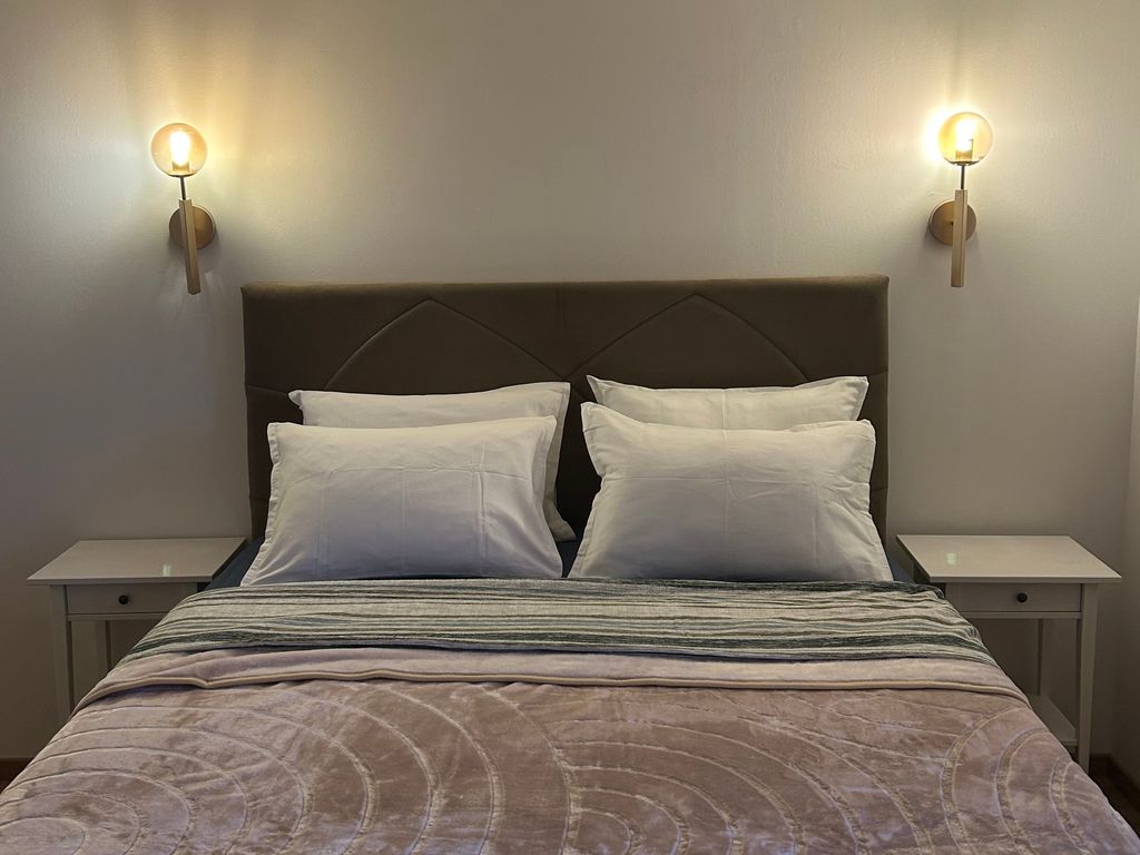 Schlafzimmer 1