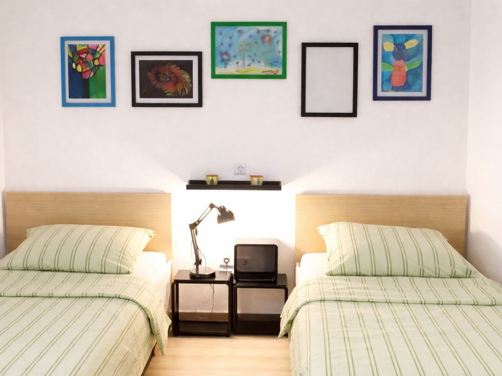 Schlafzimmer 2