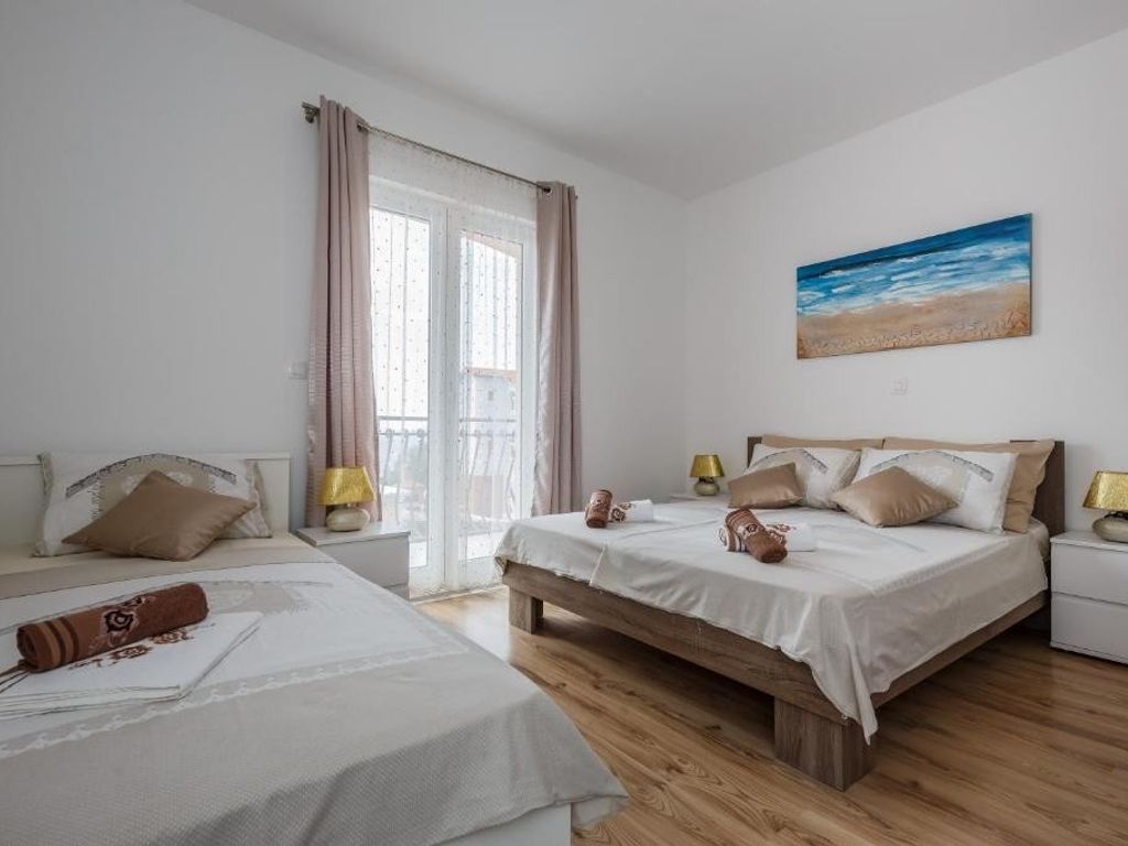 Schlafzimmer 3