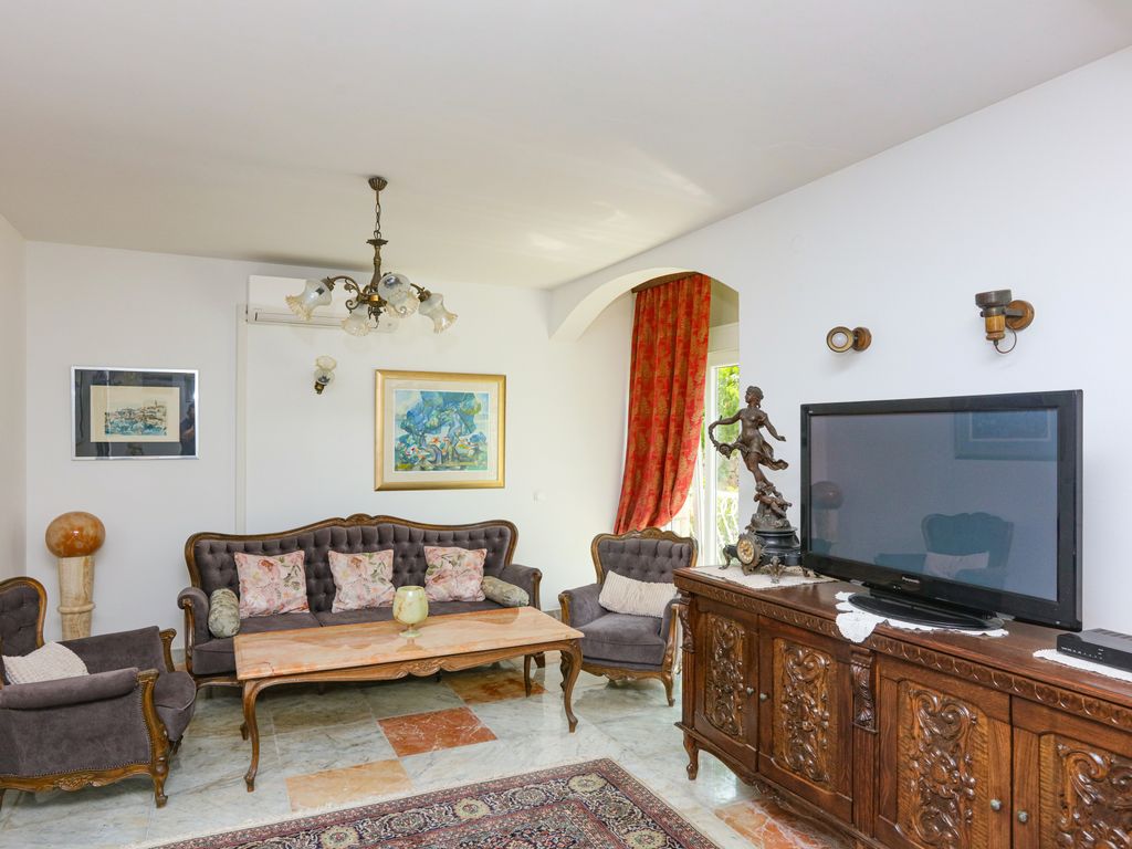 Wohnzimmer 1