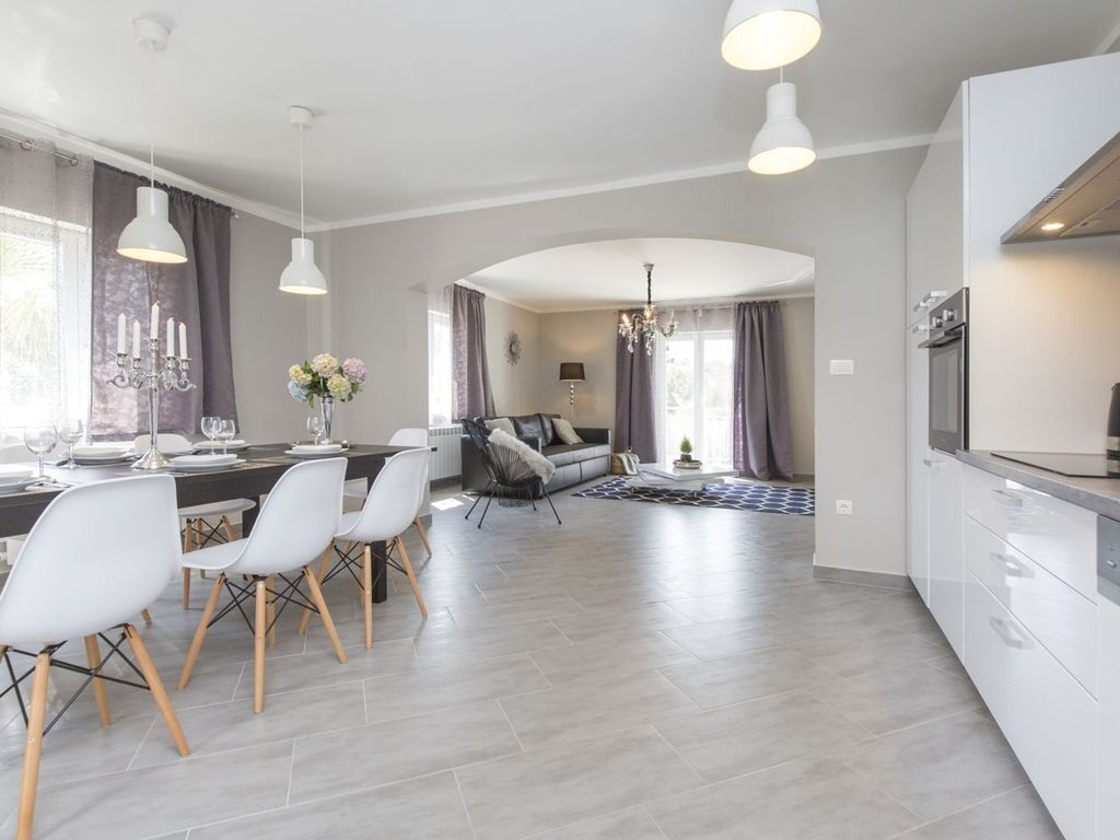 Wohnzimmer 1