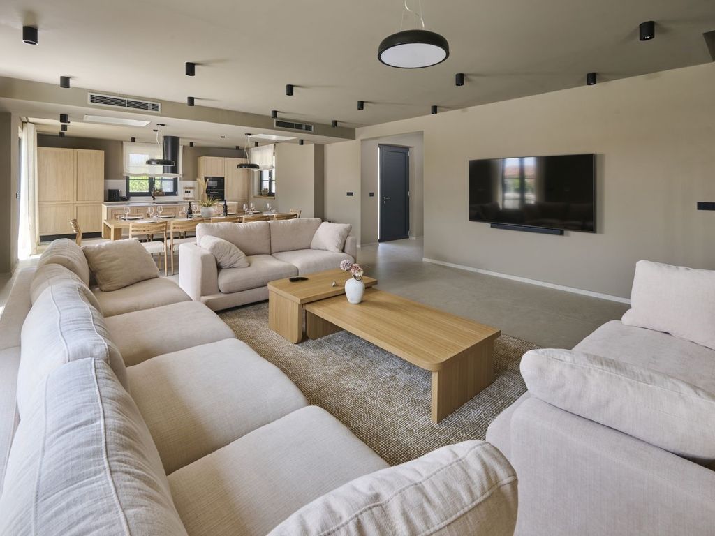 Wohnzimmer 1