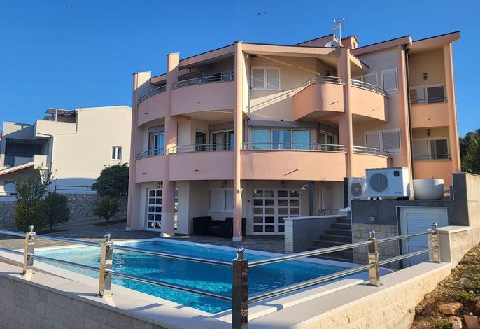 Ferienwohnungen mit Pool für Familien Solaris, Sibenik - 27992