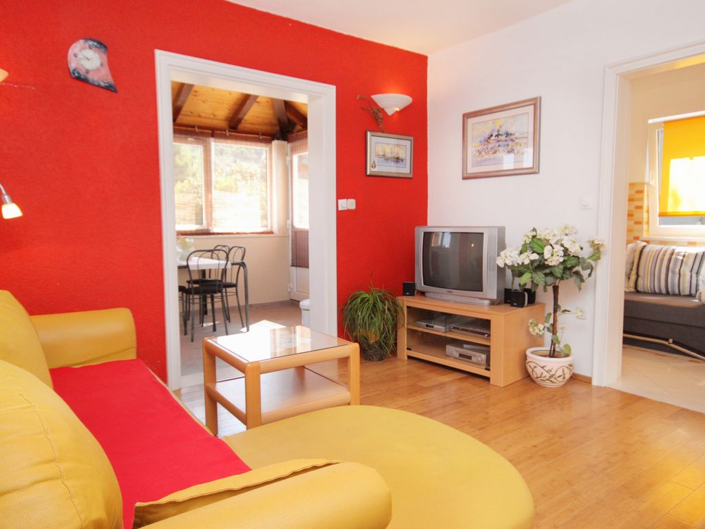 Wohnzimmer 1