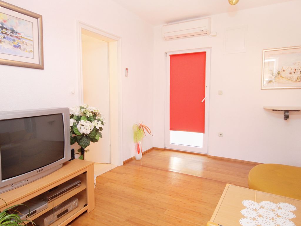 Wohnzimmer 1