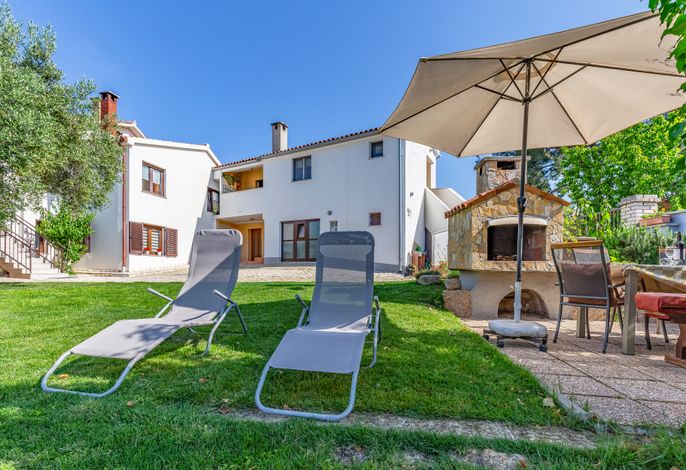 Ferienwohnungen mit Parkplatz Banjole, Pula - 7036 – Foto 5