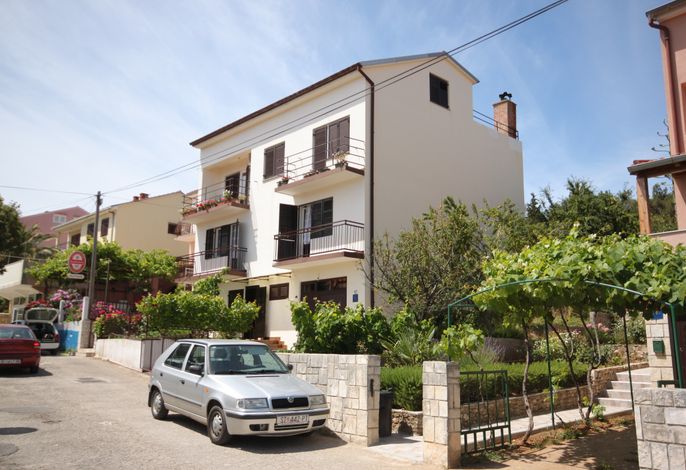 Ferienwohnungen mit Parkplatz Mali Losinj, Losinj - 8039
