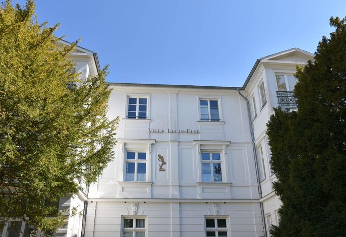 Villa Lucie Else 01 - gemütliche Ferienwohnung mit Kamin