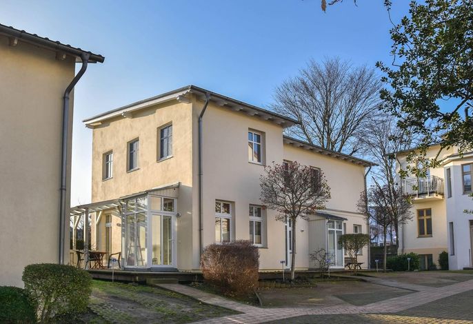 Gartenhaus Ostseevilla 07 - Maisonette Wohnung mit Kamin