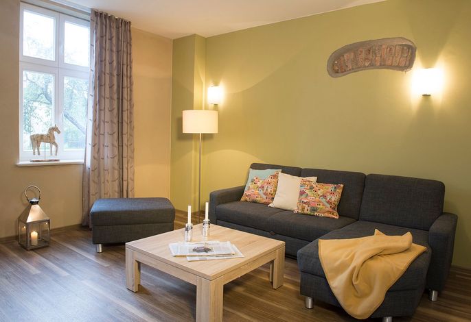 Der Westflügel Downton Abbey: Historische Ferienwohnung mit Terrasse auf Usedom