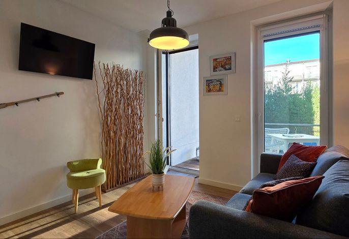 1-Zimmer-Ferienwohnung mit ca. 19 m² Wohnfläche und Balkon