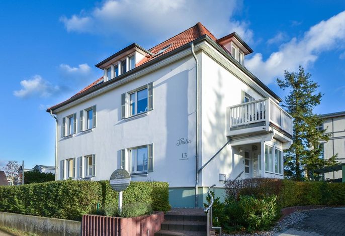 Haus Thalia 4  Bernstein - moderne Einrichtung mit Kamin