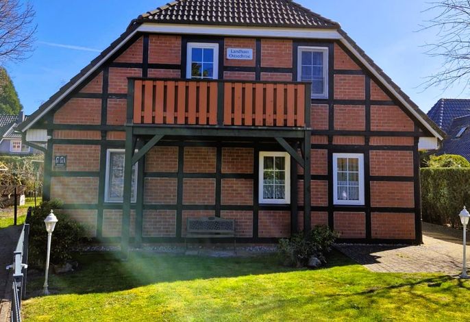 Schönes Fachwerkhaus mit 2 Wohnungen