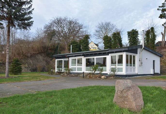 Ferienhaus Wiesenblick - mit großen Garten und zwei Wohneinheiten