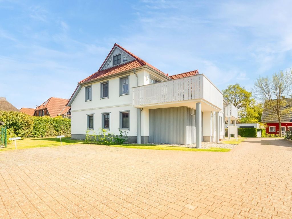 Aussenansicht Parkplatz