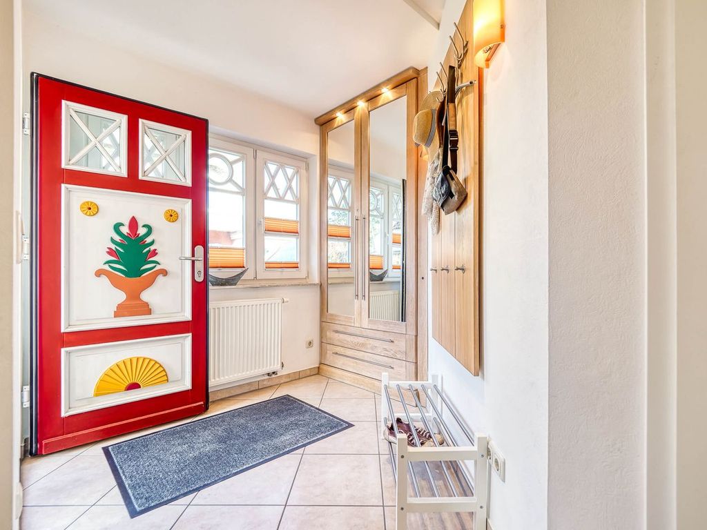 Eingangsbereich mit Garderobe