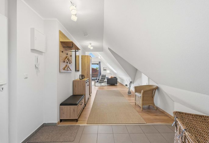 Familienfreundliche, große Dachgeschosswohnung in Zentrumsnähe! Bild 2