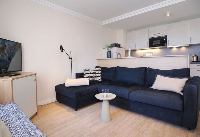 3-Zimmer Ferienwohnung in bester Strandlage mit zwei Balkonen und Blick zum See