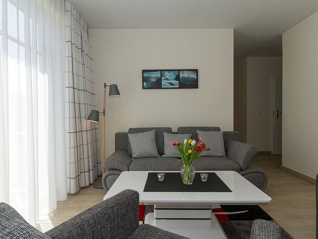 Wohn-Essbereich mit Couch