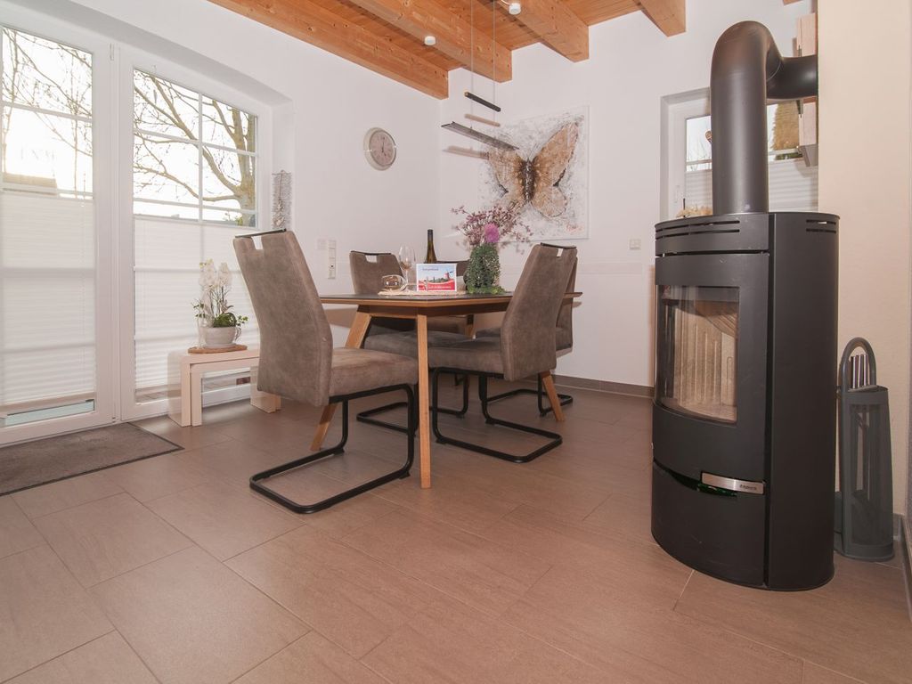Kamin-/Ofen