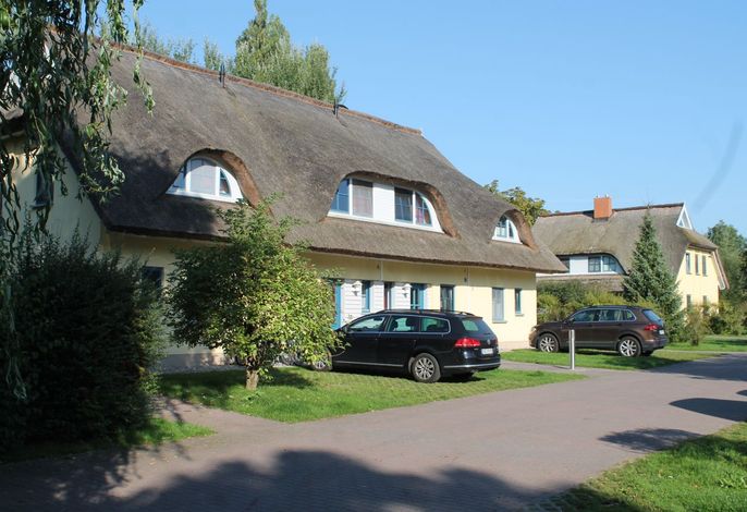 Haus Holunder 1 – Geborgenheit unter Reet im Herzen der Puddeminer Wiek