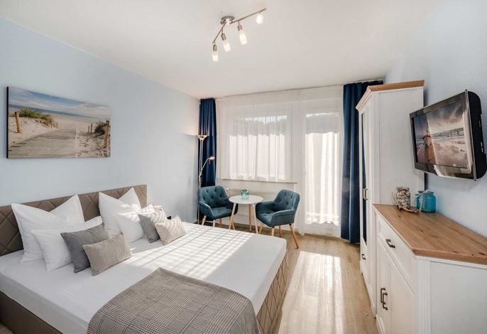 Gemütliche Ferienwohnung in Zempin mit Balkon – nur 100 m bis zum Strand