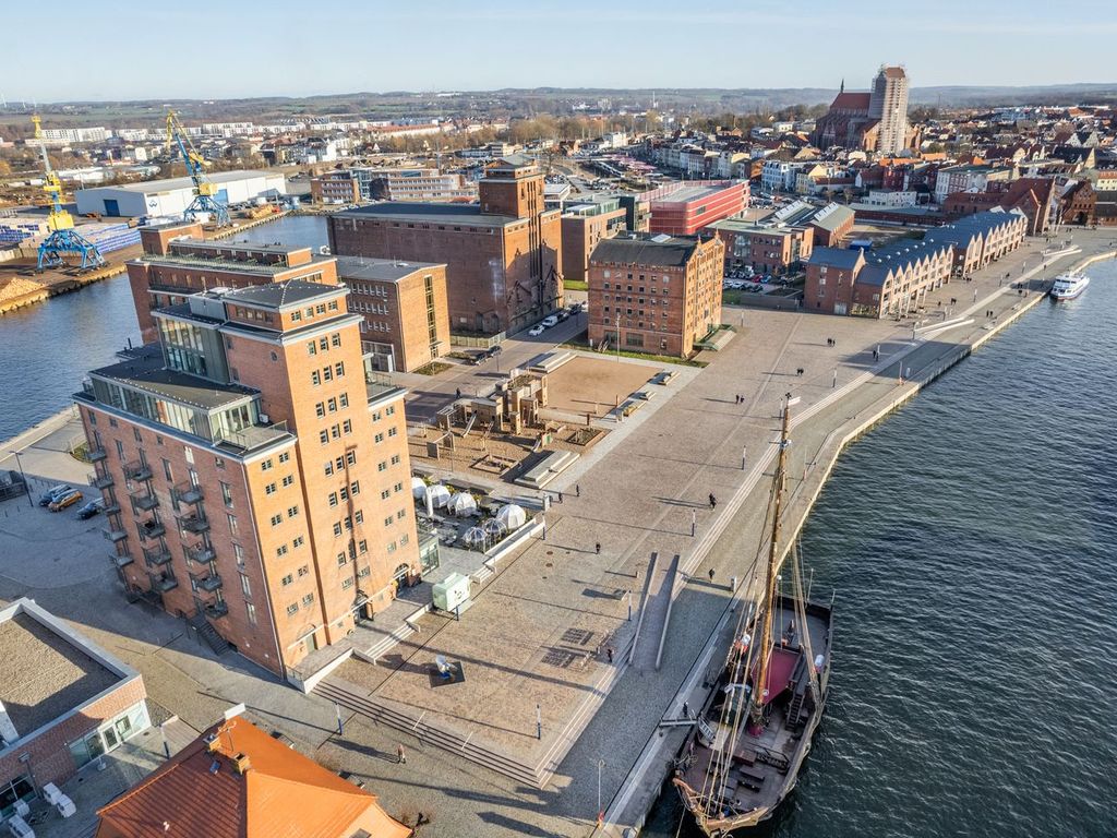 Ohlerich Speicher mit Blick Richtung Stadt