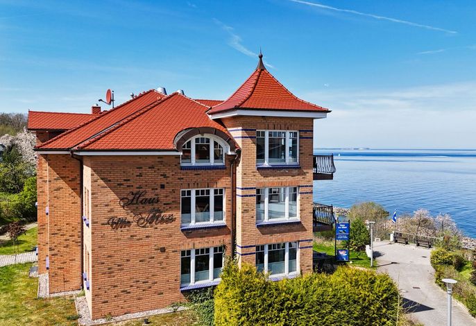 Ferienwohnung mit traumhaftem Meerblick - Haus am Meer FeWo 08