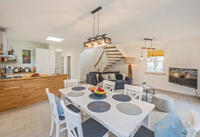 Modernes Ferienhaus im Fischerdorf im Grünen mit Sauna, Garten & Platz für 4 Personen