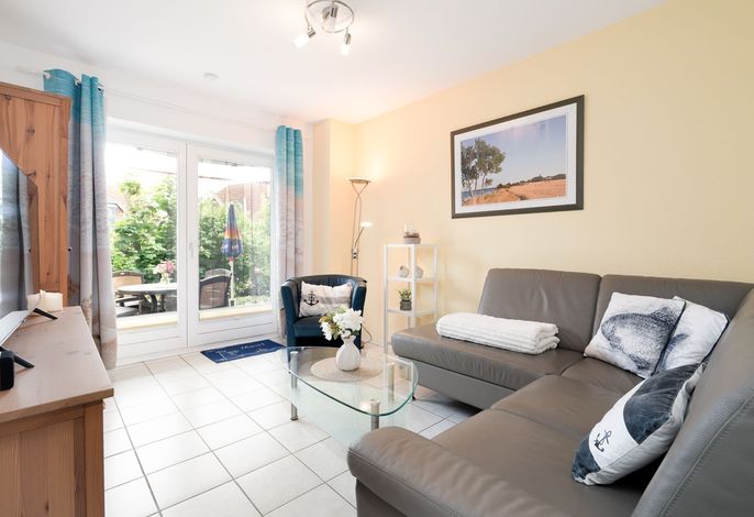 Ferienwohnung "Sundbrise" für 2 Erwachsene mit Terrasse-in wenigen Minuten zur Ostsee