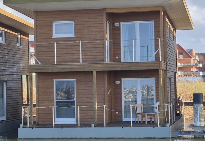 Neu renoviertes schwimmendes Ferienhaus „Fischland“ in Barth