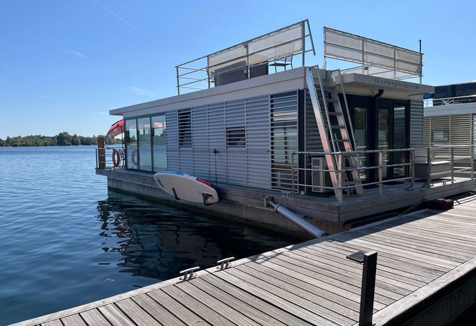 FLOATING 44 – komfortables Hausboot bei Xanten mit tollem Seeblick
