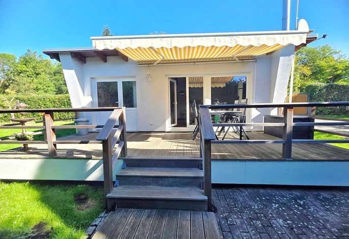 Photo Idyllisches kleines Ferienhaus am Hochufer von Lohme 2