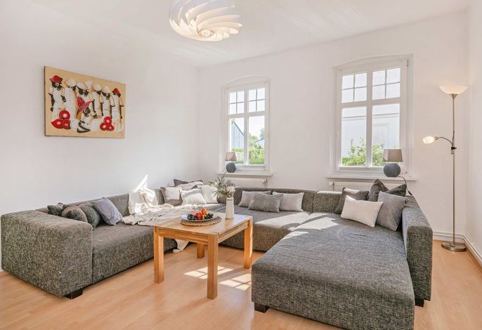 Moderne Ferienwohnung mit Garten – ruhig & strandnah gelegen