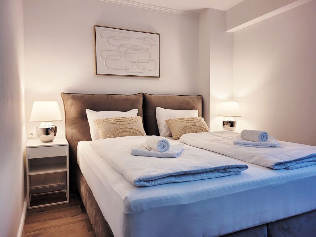 Schlafzimmer mit Fenster