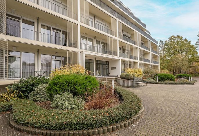 Südwind 19 - Zempin in ruhiger Lage mit Schwimmbad und Sauna genießen