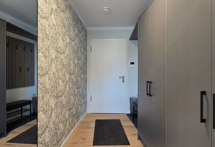 Familiäre Auszeit mit Seeblick und einer Sunshower IR-UV Panel Dusche in Graal-Müritz in der Ferienwohnung i15 - "Meeresrausch":