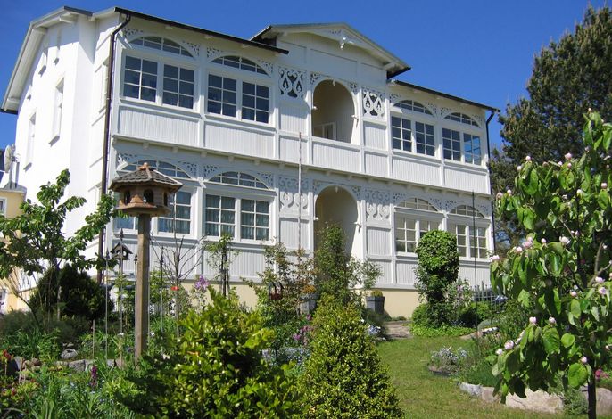 Villa mit Sonnenhof - Ihr Traumurlaub in der Ferienwohnung Gartenzauber