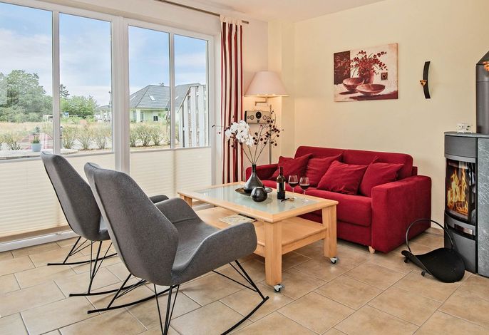 Gemütliches Ferienhaus im Grünen – mit Kamin, Garten & Seenähe